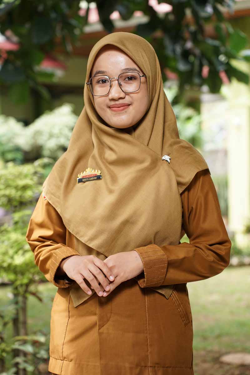 Resti Andini, S.Pd