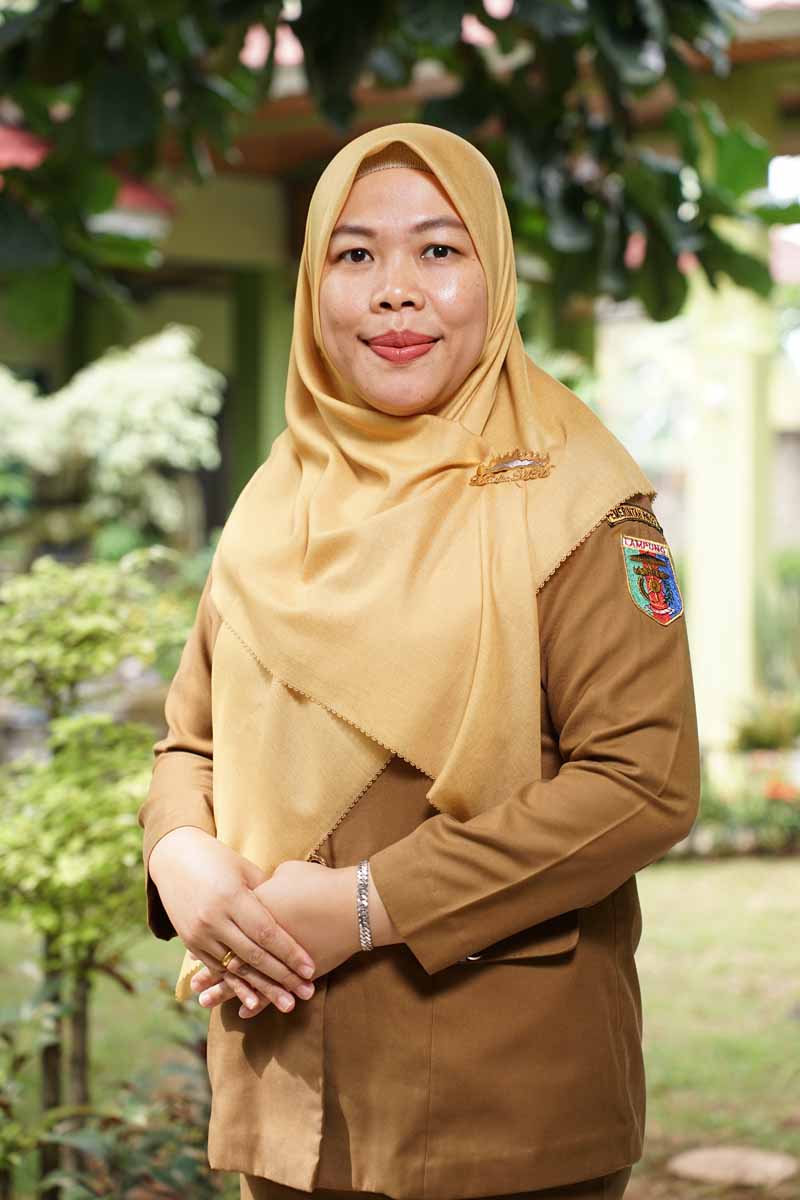 Marlia, S.Pd., M.M.
