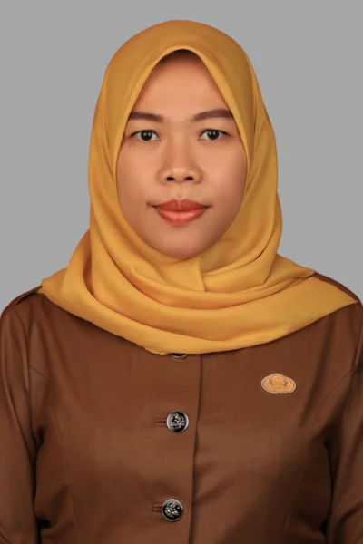 Marlia, S.Pd., M.M. (Pasfoto)