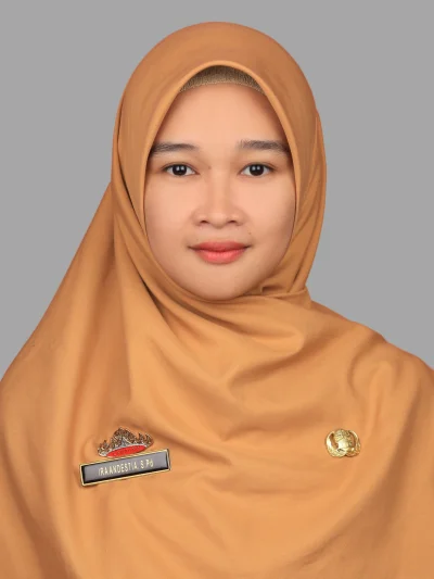 Ira Andestia, S.Pd. (Pasfoto)